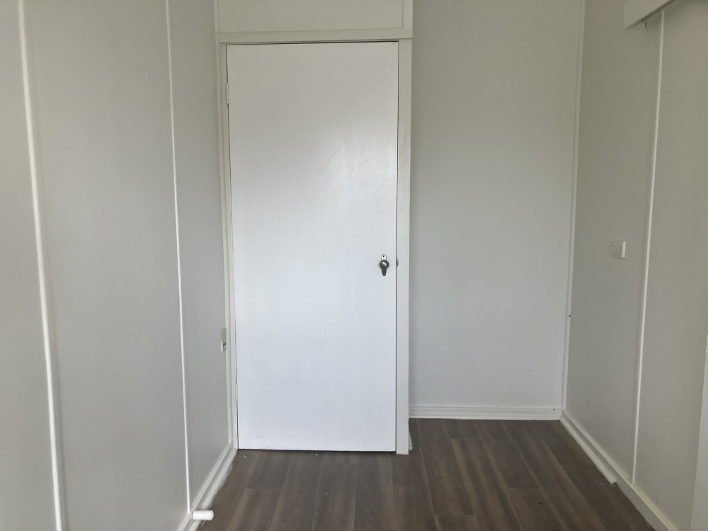 122df0fe-d4a9-4024-ae17-db79b4fd5dd4-SINGLETON-HEIGHTS-2026-03-04-041659-3